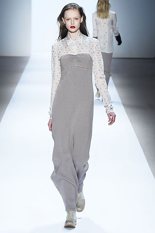 Neutral force fashionable girl new tricks