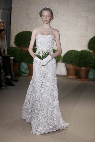 Clinton's daughter, wearing someone's wedding dress