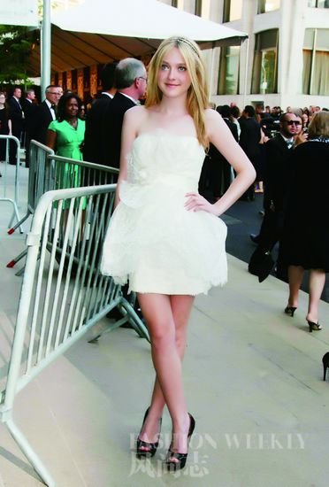Running out the red carpet fight ruthless supermodel star Striving