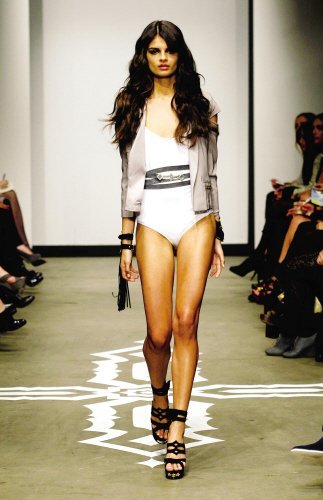Variable evening storm swimsuit fashion hot T -Taiwan
