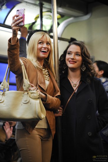 《<em>破产姐妹</em>》都穿了什么?_<em>时尚</em>_腾讯网