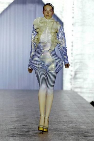 Vichy lattice wave of five gorgeous turn