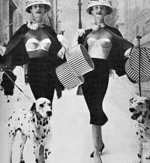 绝世Bra <em>胸罩</em>百年演变(图) - 饮食<em>男女</em> - 时尚天