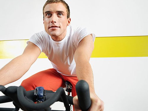 How should men fitness standards ?