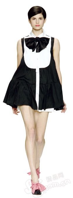 Tender young female fashion Qi in power