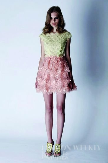 Predict the wonderful spring and summer 2011 fashion moment