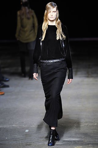 Neutral force fashionable girl new tricks