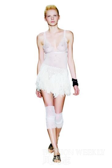 Please take to the streets this season to wear underwear
