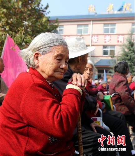 房企扎堆进军入场养老地产:盈利的硬骨头怎么啃