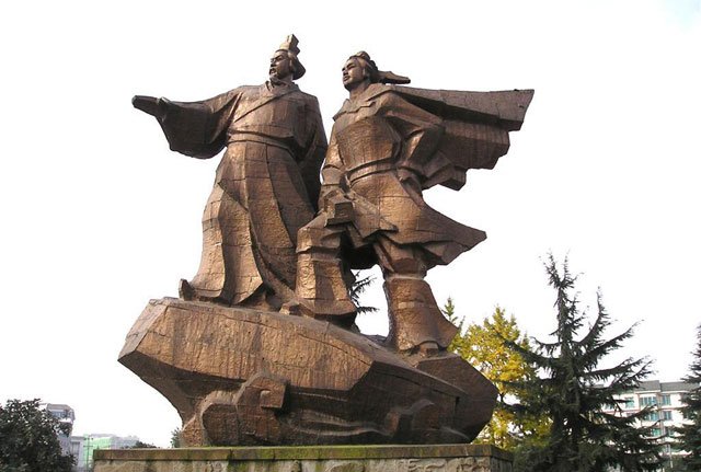 李冰父子像 李冰父子像