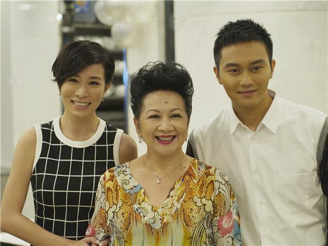 《十月初五的月光》将映 张智霖望成集体回忆_娱乐_腾讯网