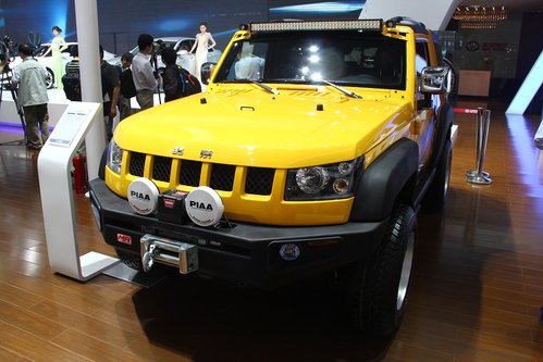 0票价格:暂无报价+北汽b40或北京车展首发