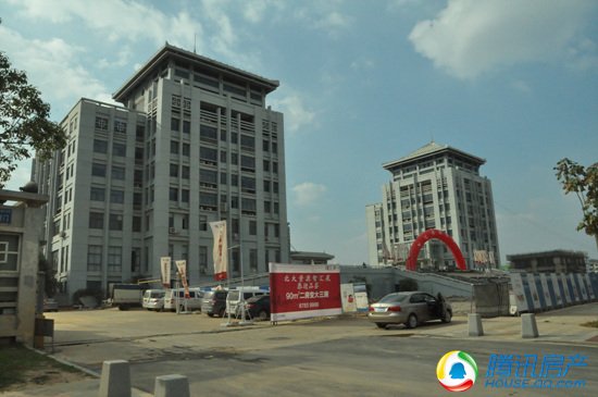 讯<em>妹</em>跑盘:地铁学区控看过来 经<em>开</em>地铁学区双拥