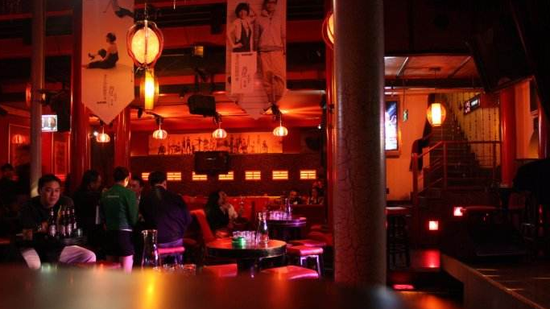 “莲花府邸”创始人考察绿地卢塞恩·名品全球购 意欲打造南昌明星酒吧