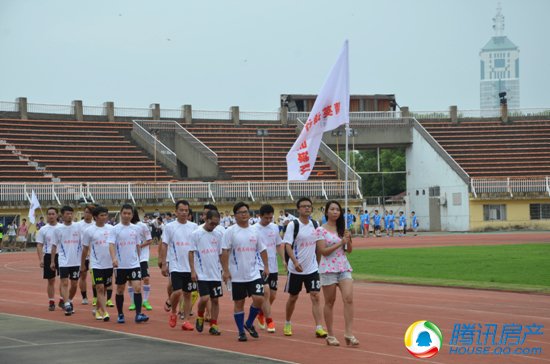 2015南昌市 欧龙地暖杯 第二届足球联赛揭幕