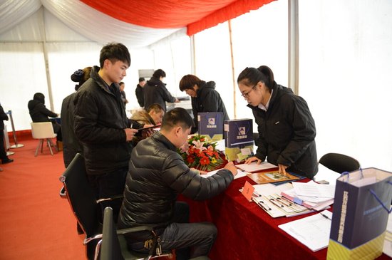 龙馨家园二期提前圆满交房 高品质社区气势已