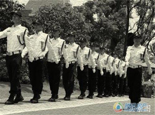 万科公园里四张不变的脸 见证万科相守一生的