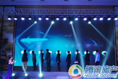 绿地新都会品牌商家签约大会隆重举行 再启商