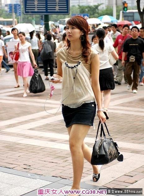愤怒!——关于"网友街拍重庆美女vs成都美女"