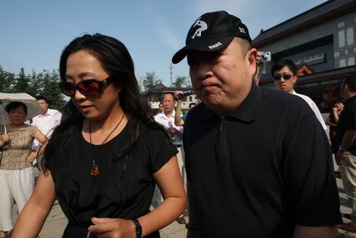 图文:罗京遗体告别仪式