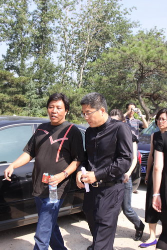 图文:罗京遗体告别仪式