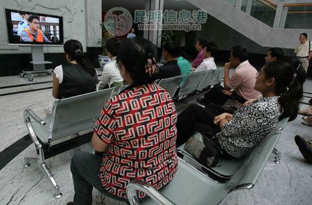 云南孟连两任书记贪腐受审 旁听群众请求重处