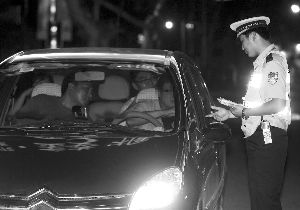 专家分析南京司机酒后肇事案：或需赔偿200万