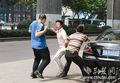 �人���ֵܱ�������Υ 3��ִ����Ա����(ͼ)