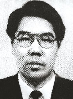 解密崔世安成长道路:与何厚铧是玩伴(图)