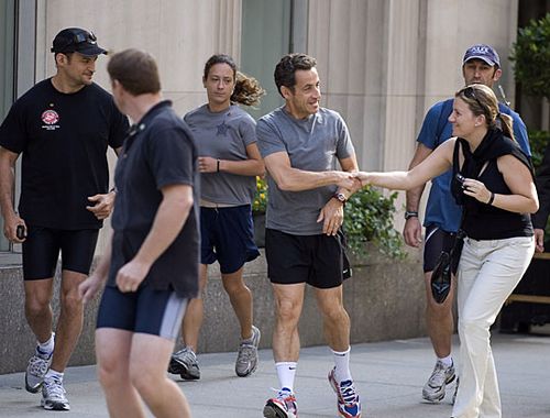 法国总统萨科齐慢跑时出现短暂昏厥留院观察_