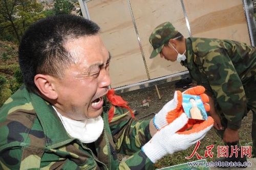 重温解放军那些感人的瞬间(组图)