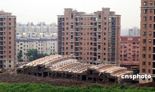 中国房价史上最高质量遭疑 专家指急功近利_