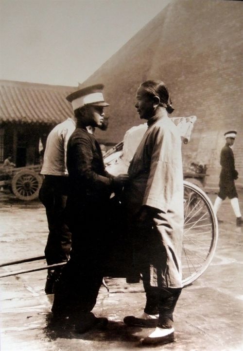 伪北平<em>警察</em>局的<em>女子警察</em>:她们算汉奸吗_军史