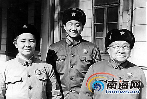 铁骨柔情张云逸:执子之手共患难_海南