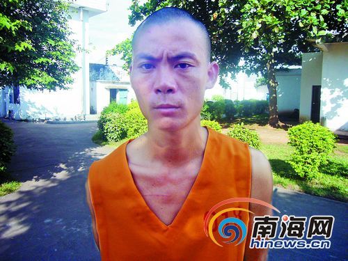 杀人疑凶潜伏琼山工地 警方乔装民工将其抓获