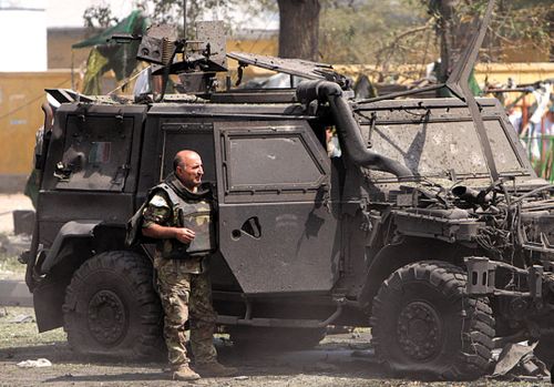  阿富汗 意大利 士兵遇袭 意总理想快撤军_滚动新