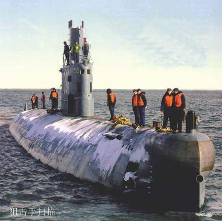 2003年:海军361号潜艇失事