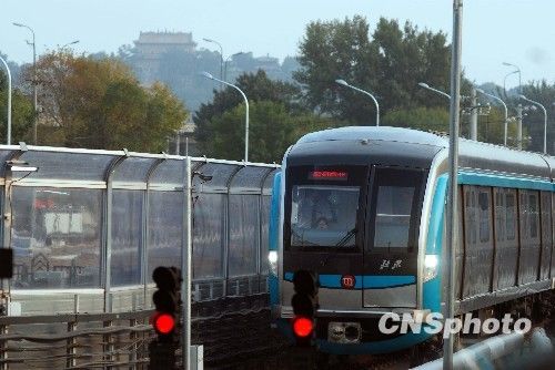 地铁4号线9月30日通宵接送北京站抵离旅客_国
