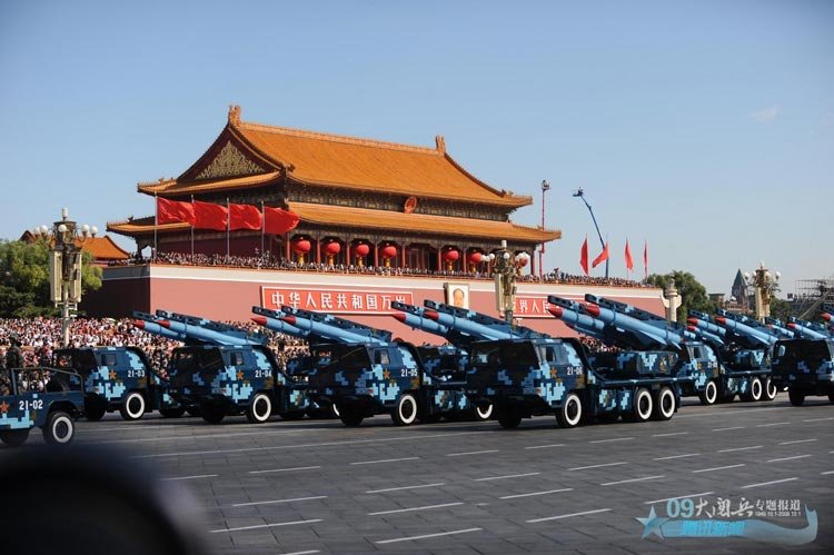 高清图:国庆60年大阅兵之装备方队图片精选_军