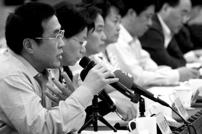 监控施工现场 严抓渣土管理_滚动新闻