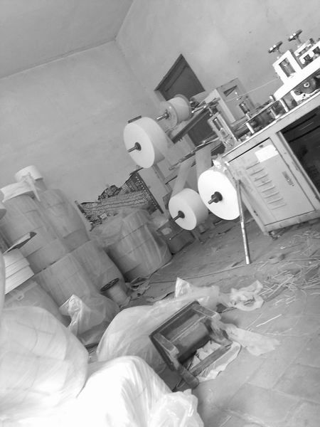 农村家庭作坊狂产口罩 仿冒正规产品质量堪忧