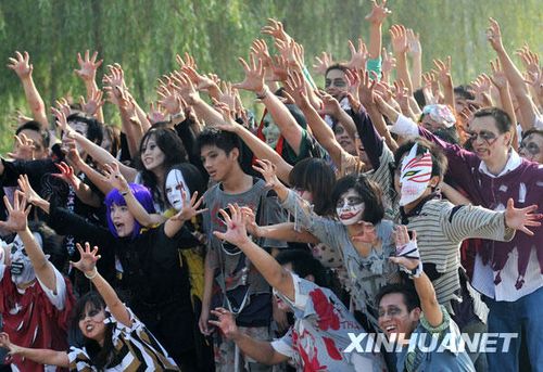 中国杰克逊歌迷参加“颤栗全世界”活动