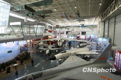 中国空军迎来成立60周年纪念日 庆祝大会今举行