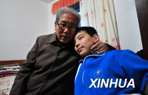 国际儿童之星:中国男孩刘丹阳_图片故事