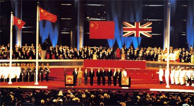 1997:香港回归 _大国脚印:网友心中60年最具影