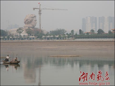 近期湖南部分地区轻雾笼罩多日(来源:湖南气象网)