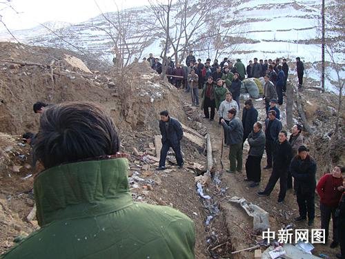 山西临县一民宅发生不明原因爆炸4人身亡(图)