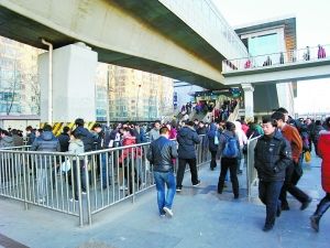 北京地铁5号线困局:开通仅两年为何被迫限流_