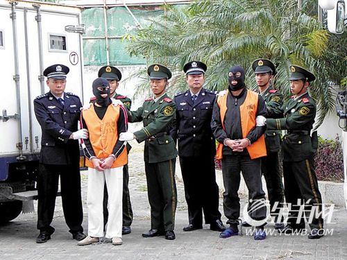 对付黑势力，武警出兵近万人次_滚动新闻_新闻_腾讯网