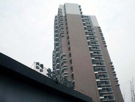 成都成华区出现楼泡泡 业主担心再蹈垮楼覆辙